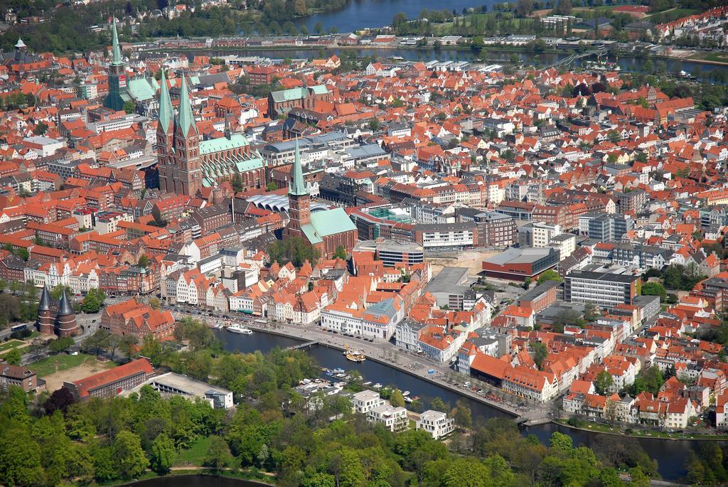 Luebecker Ganghausperle Smart Appartement Buitenkant foto